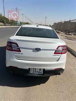 Ford Taurus